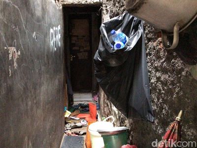 Di Gang Sempit Ini Bentley Penunggak Pajak Rp 100 Juta Dialamatkan
