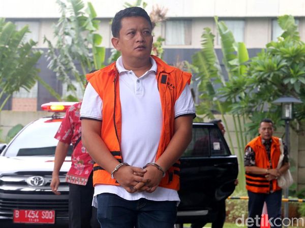 KPK Periksa Staf Kemenpora Terkait Suap Hibah KONI