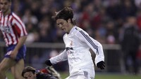 Solari lantas pindah ke Atletico Madrid pada tahun 2000 dan bermain lima tahun di sana dengan penampilan lebih dari 100 laga serta mendapat beberapa trofi bergengsi. Solari bahkan kini jadi pelatih Madrid. (Getty Images)