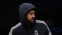 Masa depan Isco di Santiago Bernabeu jadi tanda tanya karena ia sempat kehilangan tempatnya di tim utama di era Santiago Solari. Foto: Susana Vera/Reuters