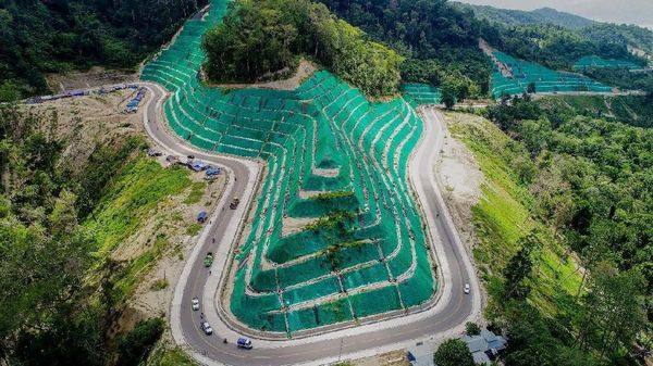Begini Caranya Agar Jalan Tak Rusak Gara-gara Longsor
