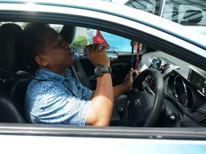 Danone Sediakan Air Minum Sopir Bluebird