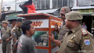 Tak Jera, PKL Tanah Abang yang Bandel Dirazia Pol PP Lagi