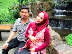 Mengingat Lagi Perjuangan Istri Ustaz Solmed Saat Menanti Buah Hati