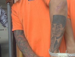 Rekaman CCTV Begal Todongkan Parang ke Anak Kos di Makassar