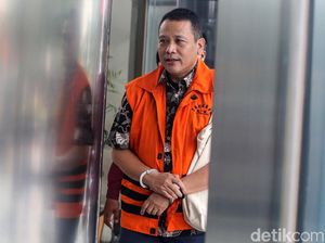 Gaya Dudy Jocom Saat Diperiksa KPK