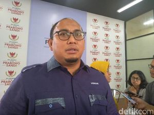 BPN: 2 Orang Asing di Foto dengan Prabowo dari Kedubes Australia dan Swedia BPN: 2 Orang Asing di Foto dengan Prabowo dari Kedubes Australia dan Swedia