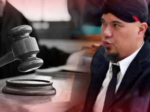 Penahanan Ahmad Dhani Dipindah ke Surabaya