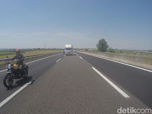 Daripada Motor Masuk Tol, Mending Buat Jalur Khusus Angkutan Umum