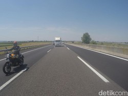 Daripada Motor Masuk Tol, Mending Buat Jalur Khusus Angkutan Umum