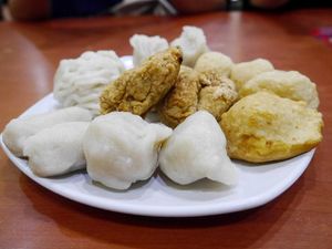 Perda Pajak PKL Berpotensi Gagalkan Pempek Jadi Warisan Dunia UNESCO Perda Pajak PKL Berpotensi Gagalkan Pempek Jadi Warisan Dunia UNESCO