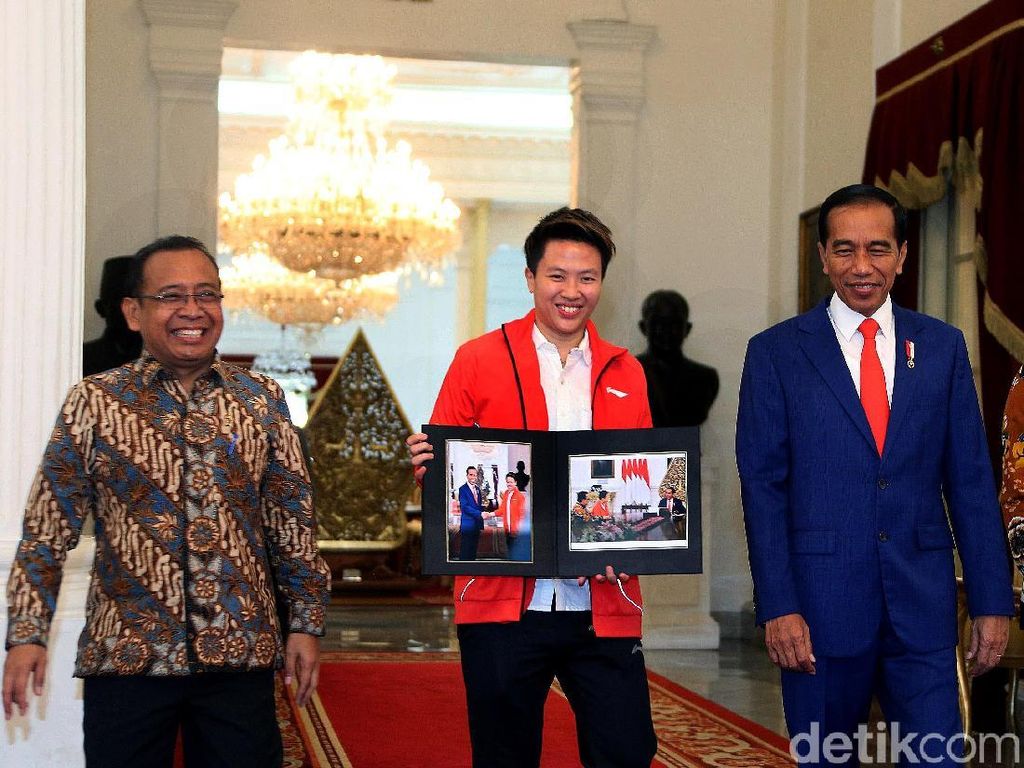 Imam Nahrawi Terkesan Nilai Tes PNS Liliyana Natsir Imam Nahrawi Terkesan Nilai Tes PNS Liliyana Natsir