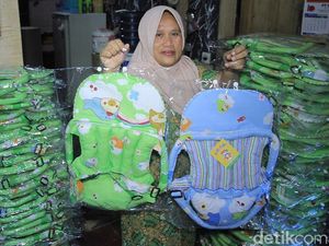 Mengintip Produksi Gendongan Bayi di Bandung