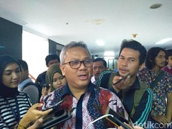 Habib Rizieq Minta Bedol Desa, KPU: Caleg Mundur Harus Lewat Parpol