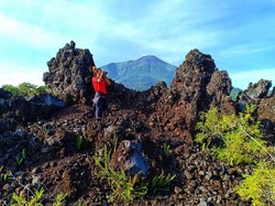 Batu-batu Angus yang Tak Biasa
