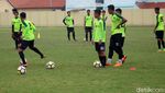 Jadwal Belum Jelas, Persebaya Gelar Latihan Ringan