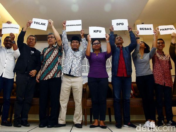 Dukungan Masyarakat Tolak Kriminalisasi KPU