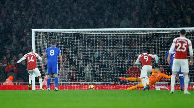 Hasil Liga Inggris: Arsenal Kalahkan Cardiff City 2-1