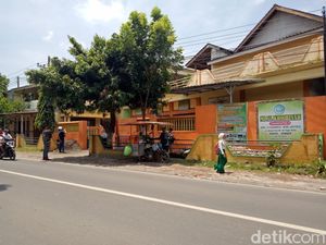 Tuntut Kasek Mundur, Guru MTs di Jember Mogok Mengajar