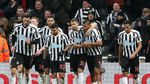 The Citizens Tersandung di St James Park