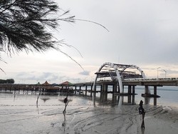 Jembatan Suroboyo akan Dibuka, Air Mancur Menari Kembali Bergoyang