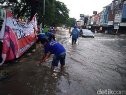 4 Titik di Kawasan Kelapa Gading Tergenang Air