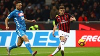 Krzysztof Piatek menjadi bintang kemenangan Milan lewat dua golnya. Marco Luzzani/Getty Images.