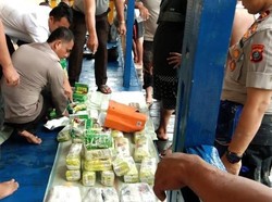 Polisi Sita 50 Kg Sabu dari Malaysia yang Dikubur dalam Lumpur