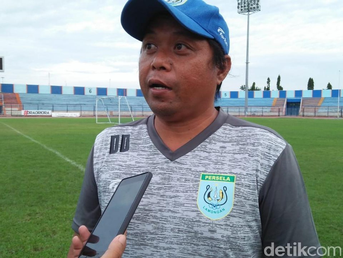 Asisten pelatih Persela Lamongan, Danur Dara. (Foto: Eko Sudjarwo/Detikcom)