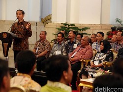 Nelayan Morotai Ngadu ke Jokowi Tak Bisa Jual Ikan Gara-gara Bupati