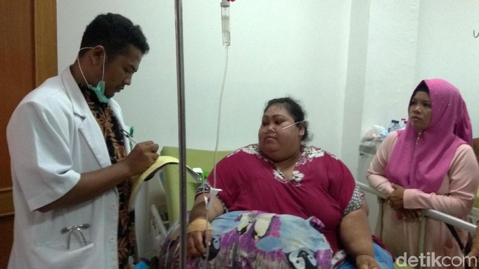 Sunarti (39), penderita obesitas ekstrem sekarang dirawat di RSUD Karawang, (Foto: Luthfiana Awaluddin)