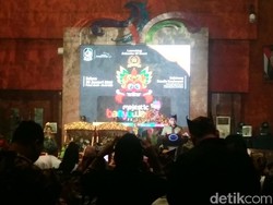 Harga Tiket & Bagasi Pesawat Naik, Penjualan Oleh-oleh di Banyuwangi Terdampak