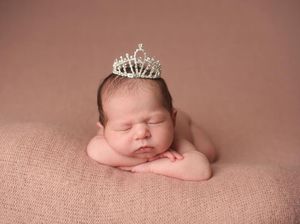 Indahnya 30 Nama Bayi Perempuan Terinspirasi dari Kerajaan