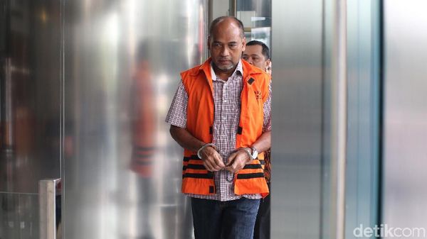 Deputi IV Kemenpora Mulyana Diperiksa KPK