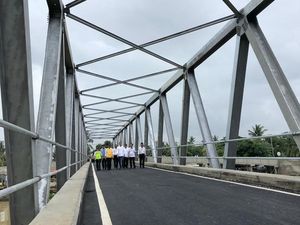 Jokowi Tak Keberatan Jembatan di Muara Gembong Dinamakan Jembatan Jokowi Jokowi Tak Keberatan Jembatan di Muara Gembong Dinamakan Jembatan Jokowi