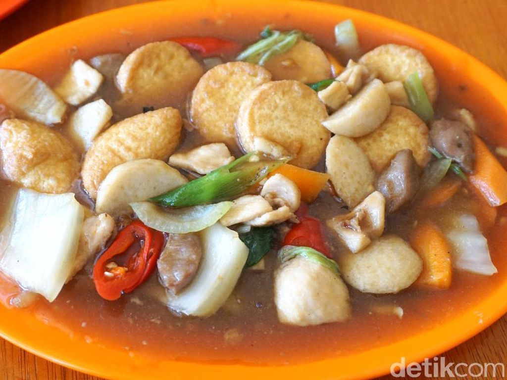 Makan Siang dengan Sapo Tahu dan Capcay Enak di 5 Resto Chinese Food Ini