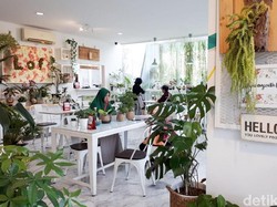 Ada Pasta Saus Pesto dan Sambal Matah di Kafe Kawasan Cipete