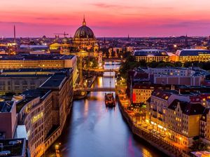 Traveler, Sontek Rekomendasi Destinasi Wisata dari Dubes Jerman