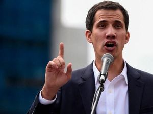 Pemimpin Oposisi Venezuela Dilarang ke Luar Negeri dan Rekeningnya Dibekukan