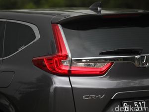 Dikepung Almaz dan Glory 580, Honda CR-V Turbo Masih Juaranya