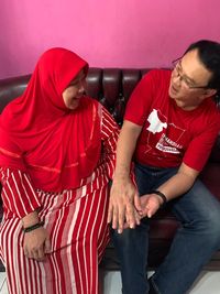 Ahok Sempat Jenguk Warga yang Sakit di Jakbar