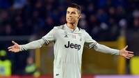 Sepanjang babak pertama, Juventus kesulitan untuk mengembangkan permainan. Cristiano Ronaldo dkk bahkan tak sekalipun melakukan tembakan ke arah gawang. REUTERS/Massimo Pinca.