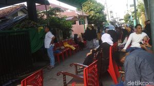 Suasana Duka di Rumah Saphira Indah