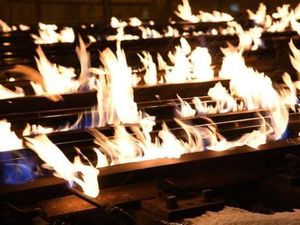 Suhu Minus 46 Derajat Celsius, Rel Kereta di Chicago Sengaja Dibakar Suhu Minus 46 Derajat Celsius, Rel Kereta di Chicago Sengaja Dibakar