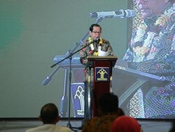 Langkah Kemenkumham Beri Kepastian Hukum ke Notaris