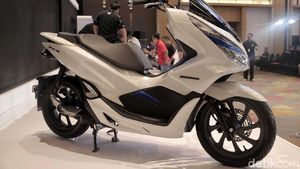 Keren! PCX Listrik Resmi Meluncur