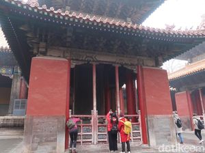 Batu Prasasti dan Cerdiknya Kaisar China