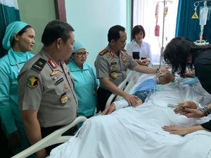 Momen Eks Kapolri Awaloedin Dibesuk Jenderal Tito Sebelum Meninggal
