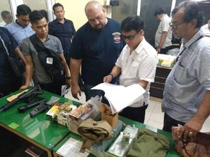 Geledah Rumah Adik Wagub Sumut, Polisi Temukan Senpi dan Amunisi