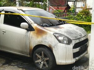 Kapolrestabes Tantang Pelaku Pembakar Mobil di Semarang Kapolrestabes Tantang Pelaku Pembakar Mobil di Semarang